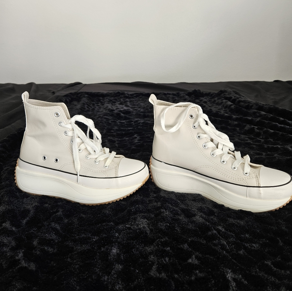 Madden Girl Winnona Cream High-Top Sneakers